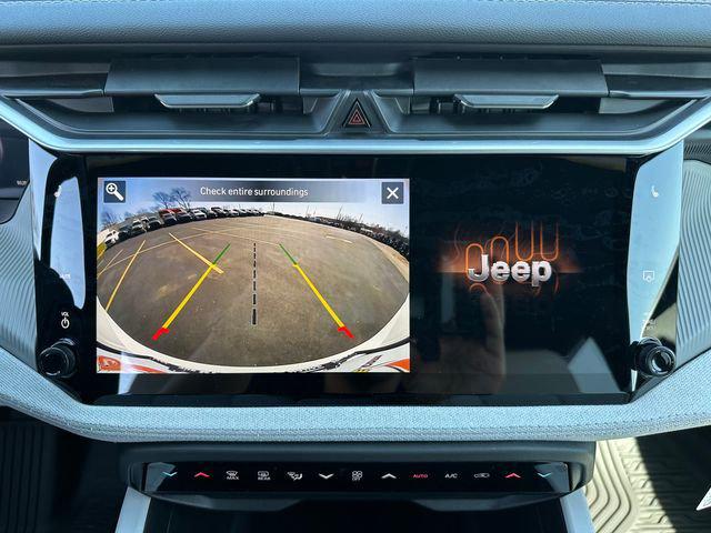 2026 Jeep Cherokee Laredo 4x4