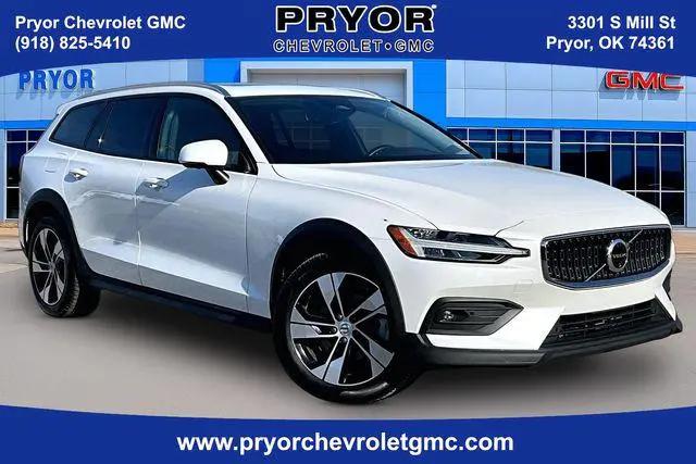 2025 Volvo V60 Cross Country Plus, B5 AWD Gas (mild hybrid) for sale in Pryor, OK