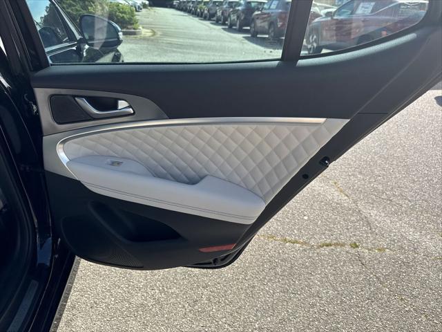 2025 Genesis G70 3.3T AWD Sport Advanced