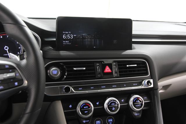 2023 Genesis G70 2.0T AWD