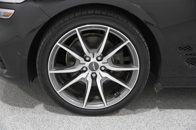 2023 Genesis G70 2.0T AWD
