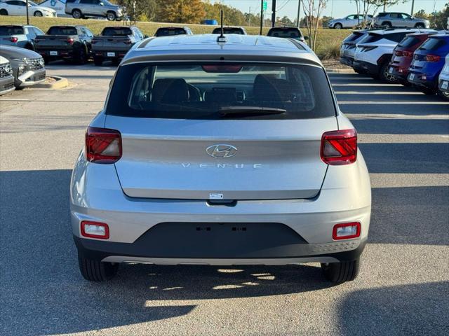 2026 Hyundai Venue SE
