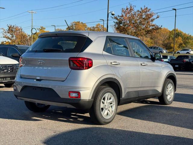 2026 Hyundai Venue SE