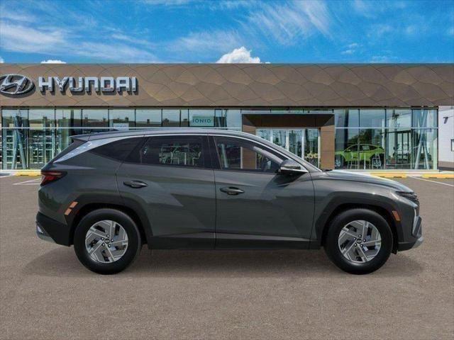 2026 Hyundai Tucson Hybrid Blue SE