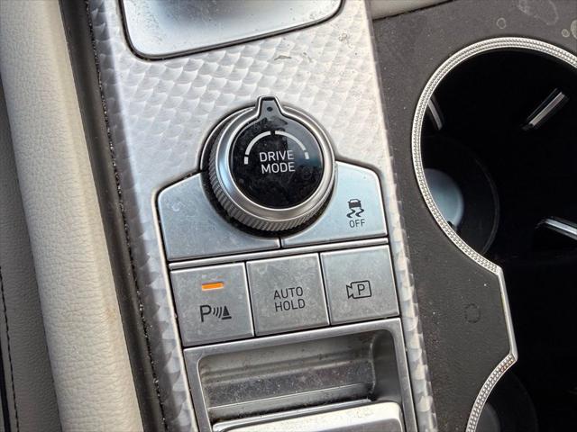 2023 Genesis G70 2.0T AWD