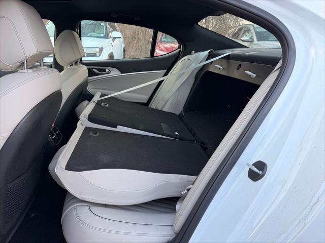 2023 Genesis G70 2.0T AWD