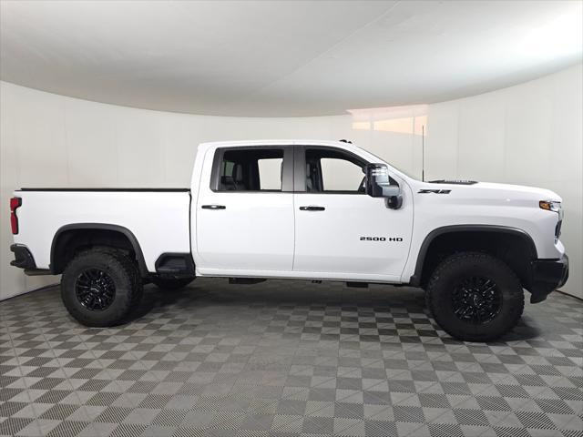 2024 Chevrolet Silverado 2500HD 4WD Crew Cab Standard Bed ZR2