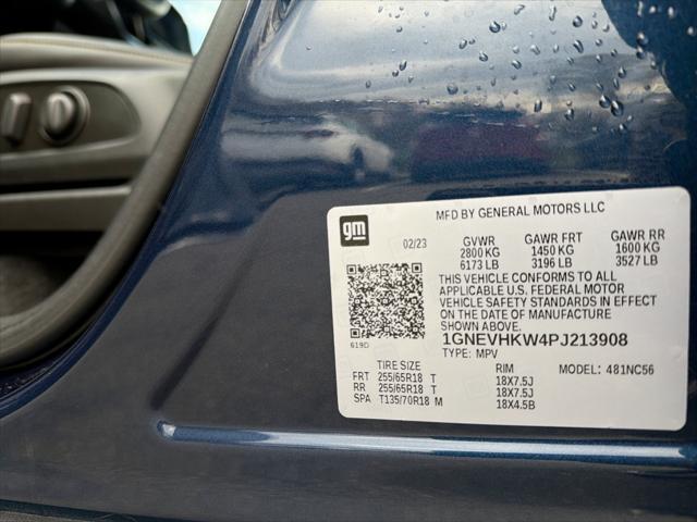 2023 Chevrolet Traverse AWD LT Leather