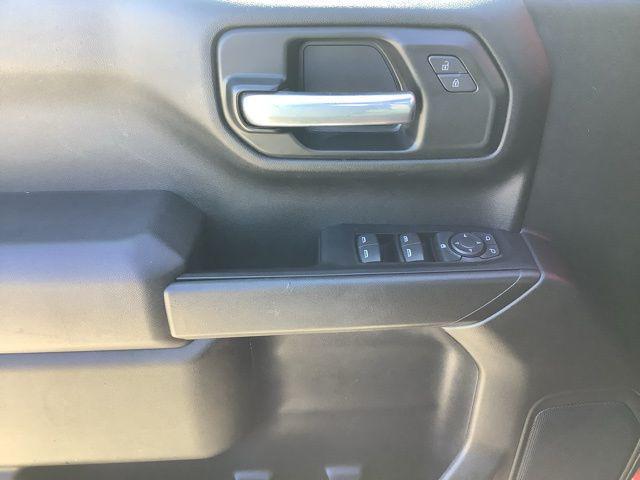 2021 Chevrolet Silverado 1500 4WD Crew Cab Short Bed Custom Trail Boss