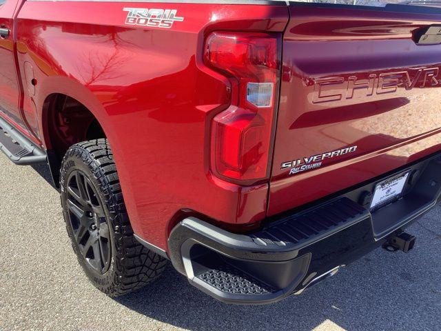 2021 Chevrolet Silverado 1500 4WD Crew Cab Short Bed Custom Trail Boss