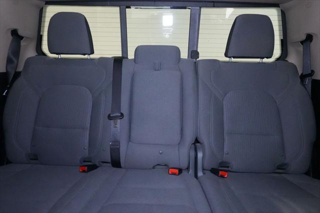 2019 Ram 1500 Big Horn/Lone Star Crew Cab 4x4 5'7" Box