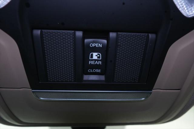 2019 Ram 1500 Big Horn/Lone Star Crew Cab 4x4 5'7" Box