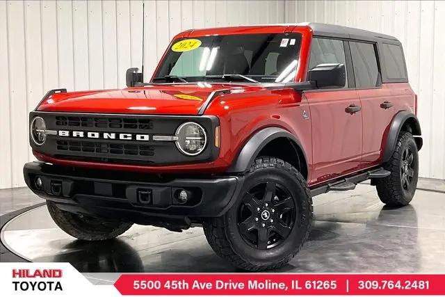 2024 Ford Bronco Black Diamond for sale in Moline, IL