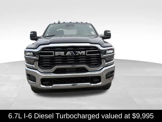 2026 RAM 3500 Chassis RAM 3500 TRADESMAN CREW CAB CHASSIS 4X4 60 CA