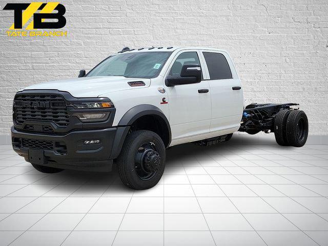 2026 RAM 5500 Chassis RAM 5500 TRADESMAN CHASSIS CREW CAB 4X4 84 CA