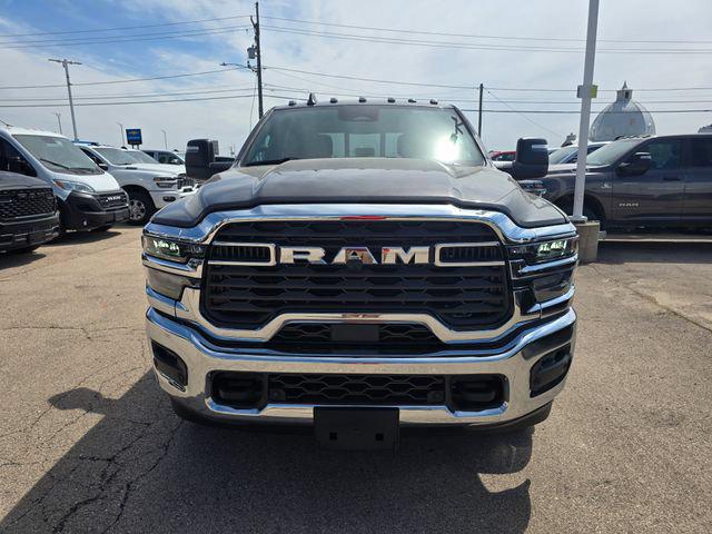 2026 RAM Ram 3500 RAM 3500 TRADESMAN CREW CAB 4X4 8 BOX