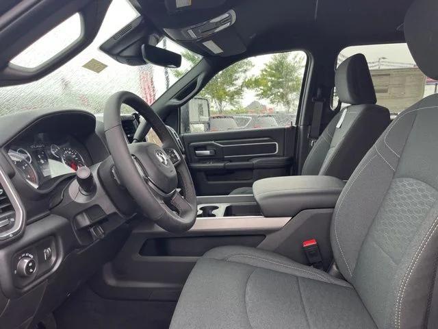 2026 Ram 2500 Big Horn Crew Cab 4x4 64 Box