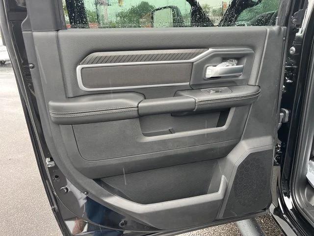 2026 Ram 2500 Big Horn Crew Cab 4x4 64 Box