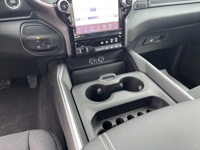 2026 Ram 2500 Big Horn Crew Cab 4x4 64 Box
