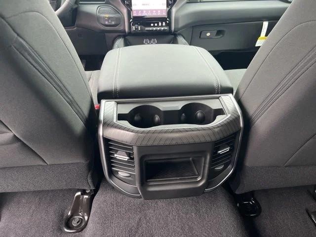 2026 Ram 2500 Big Horn Crew Cab 4x4 6'4" Box