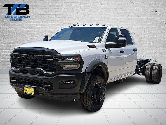 2026 RAM 5500 Chassis RAM 5500 TRADESMAN CHASSIS CREW CAB 4X4 84 CA