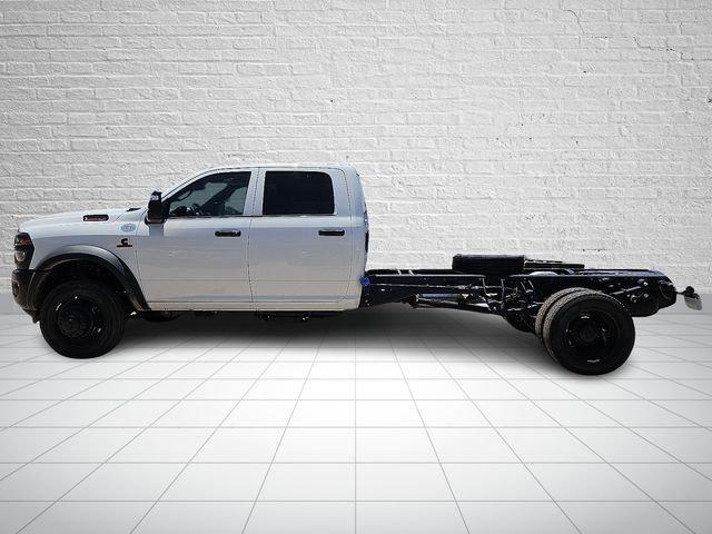 2026 RAM 5500 Chassis RAM 5500 TRADESMAN CHASSIS CREW CAB 4X4 84 CA