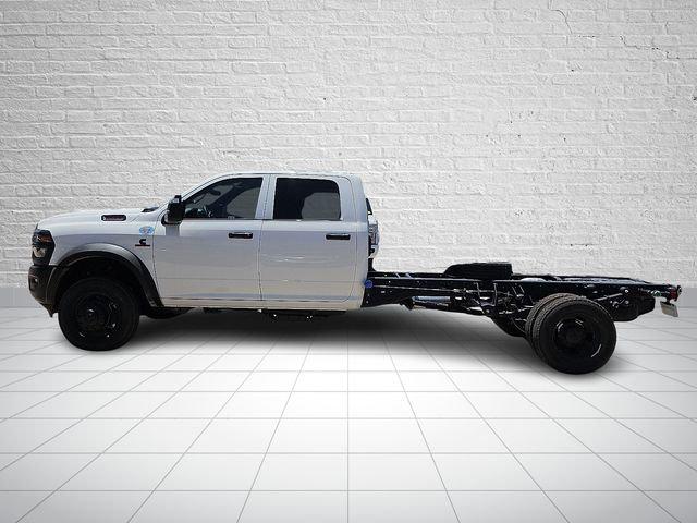 2026 RAM 5500 Chassis RAM 5500 TRADESMAN CHASSIS CREW CAB 4X4 84 CA