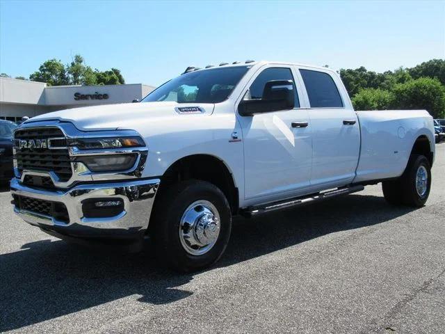 2026 RAM Ram 3500 RAM 3500 TRADESMAN CREW CAB 4X4 8 BOX 2026 RAM Ram 3500 RAM 3500 TRADESMAN CREW CAB 4X4 8 BOX