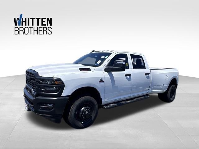2026 RAM Ram 3500 RAM 3500 TRADESMAN CREW CAB 4X4 8 BOX