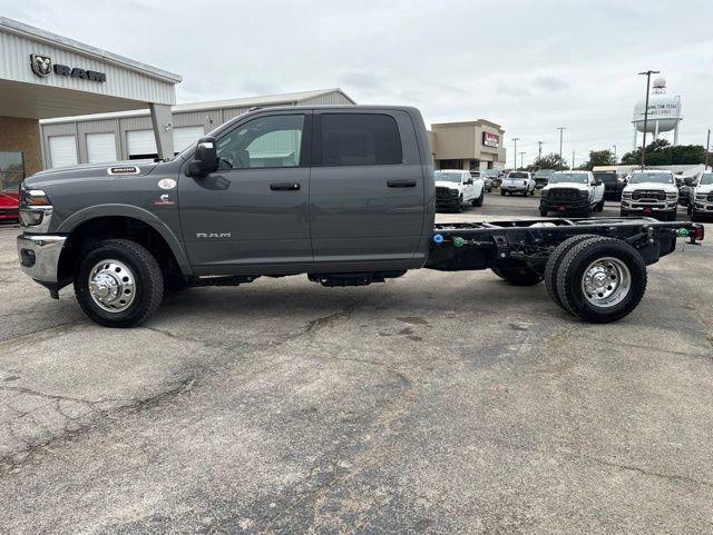 2026 RAM Ram 3500 Chassis Cab RAM 3500 BIG HORN CREW CAB CHASSIS 4X4 60 CA