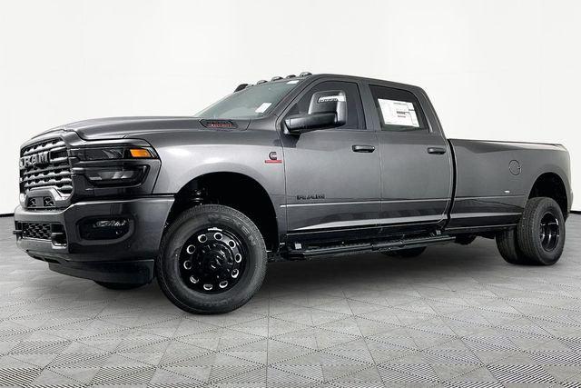 2026 RAM 3500 RAM 3500 BIG HORN CREW CAB 4X4 8 BOX