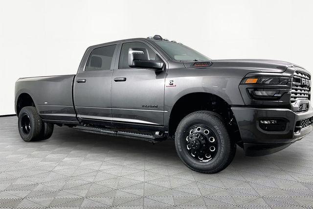 2026 RAM 3500 RAM 3500 BIG HORN CREW CAB 4X4 8 BOX