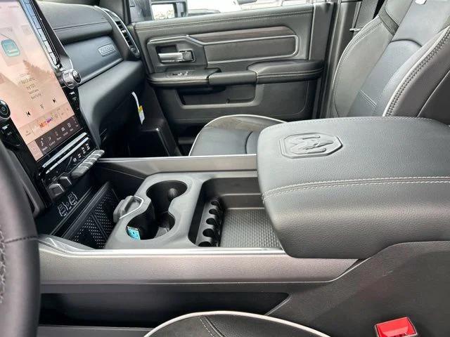 2026 Ram 3500 Laramie Crew Cab 4x4 64 Box