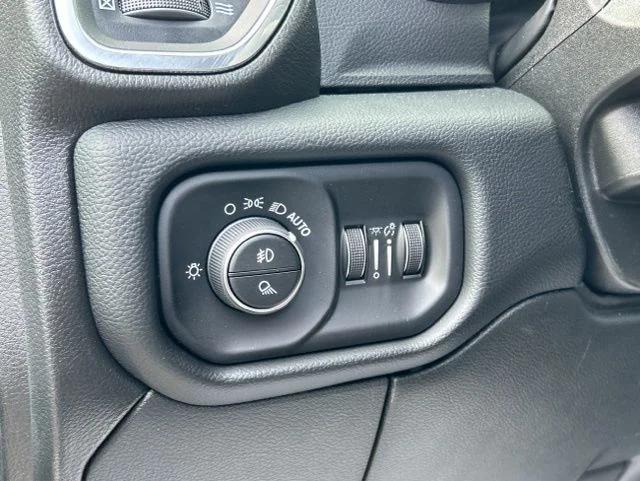 2026 Ram 3500 Laramie Crew Cab 4x4 64 Box