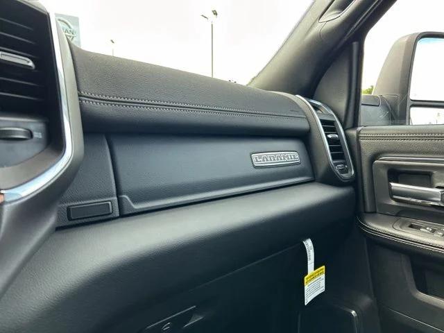 2026 Ram 3500 Laramie Crew Cab 4x4 64 Box
