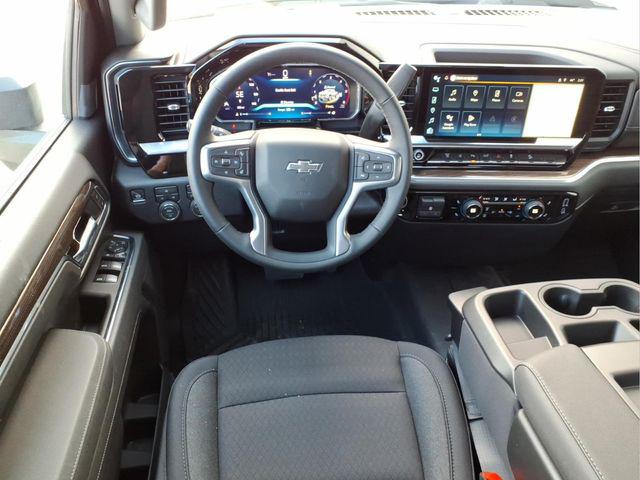 2026 Chevrolet Silverado 2500HD Crew Cab, Standard Bed, LT, 4WD