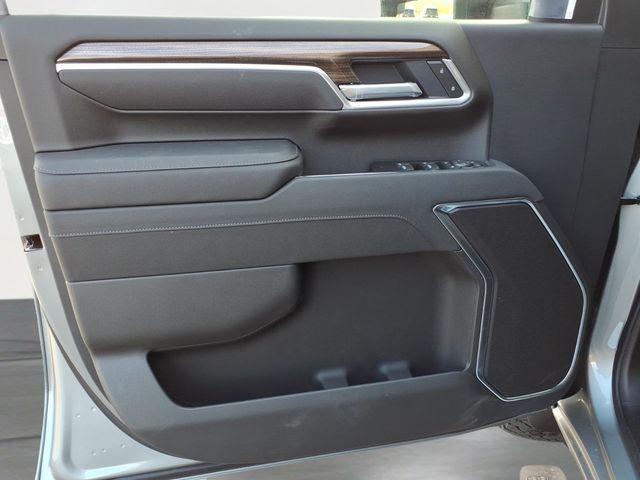 2026 Chevrolet Silverado 2500HD Crew Cab, Standard Bed, LT, 4WD