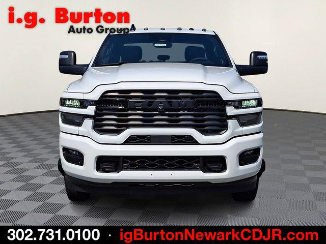 2026 RAM 3500 RAM 3500 BIG HORN CREW CAB 4X4 8 BOX