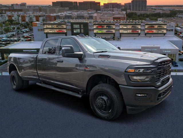 2026 RAM Ram 3500 RAM 3500 TRADESMAN CREW CAB 4X4 8 BOX