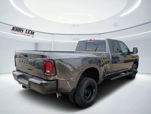 2026 RAM Ram 3500 RAM 3500 TRADESMAN CREW CAB 4X4 8 BOX