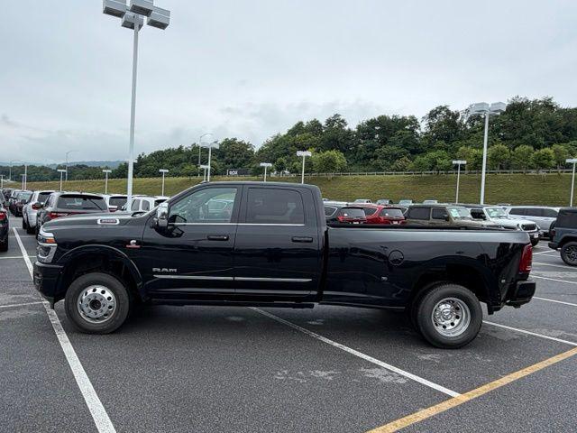 2026 RAM 3500 RAM 3500 LIMITED CREW CAB 4X4 8 BOX 2026 RAM 3500 RAM 3500 LIMITED CREW CAB 4X4 8 BOX