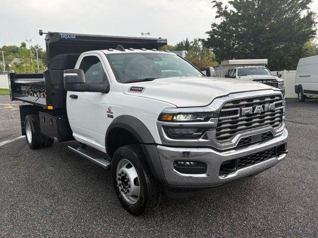 2026 RAM 5500 Chassis RAM 5500 TRADESMAN CHASSIS REGULAR CAB 4X4 84 CA