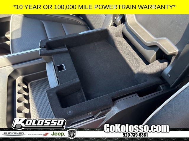 2026 Ram 1500 Laramie Crew Cab 4x4 5'7" Box