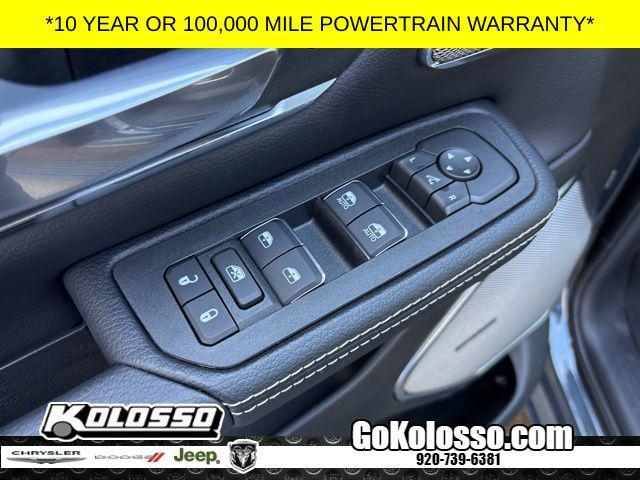 2026 Ram 1500 Laramie Crew Cab 4x4 5'7" Box
