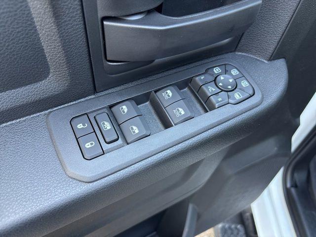 2026 Ram 2500 Black Express Crew Cab 4x4 6'4" Box