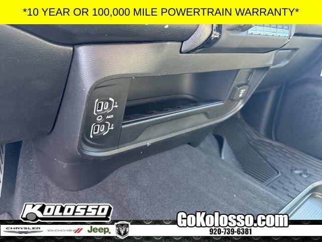 2026 Ram 2500 Black Express Crew Cab 4x4 6'4" Box
