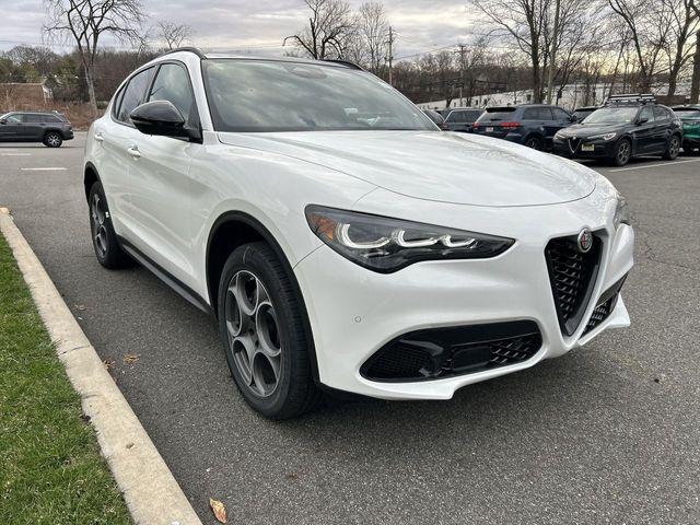 2026 Alfa Romeo Stelvio STELVIO AWD