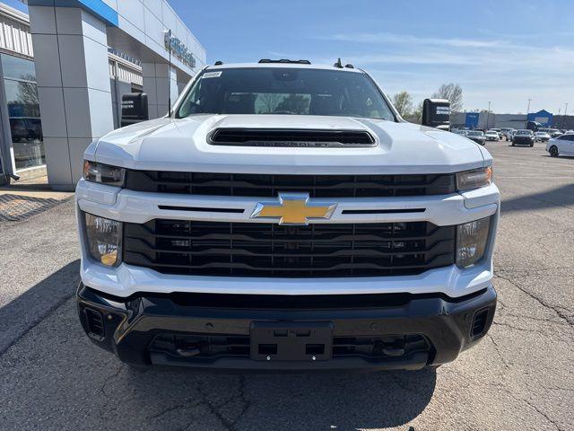 2026 Chevrolet Silverado 2500HD Custom