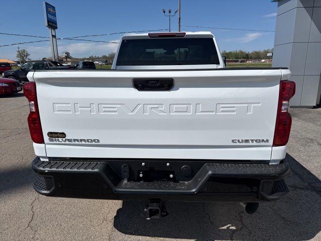 2026 Chevrolet Silverado 2500HD Custom
