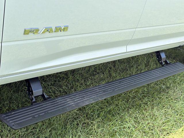 2026 Ram 2500 Laramie Crew Cab 4x4 6'4" Box